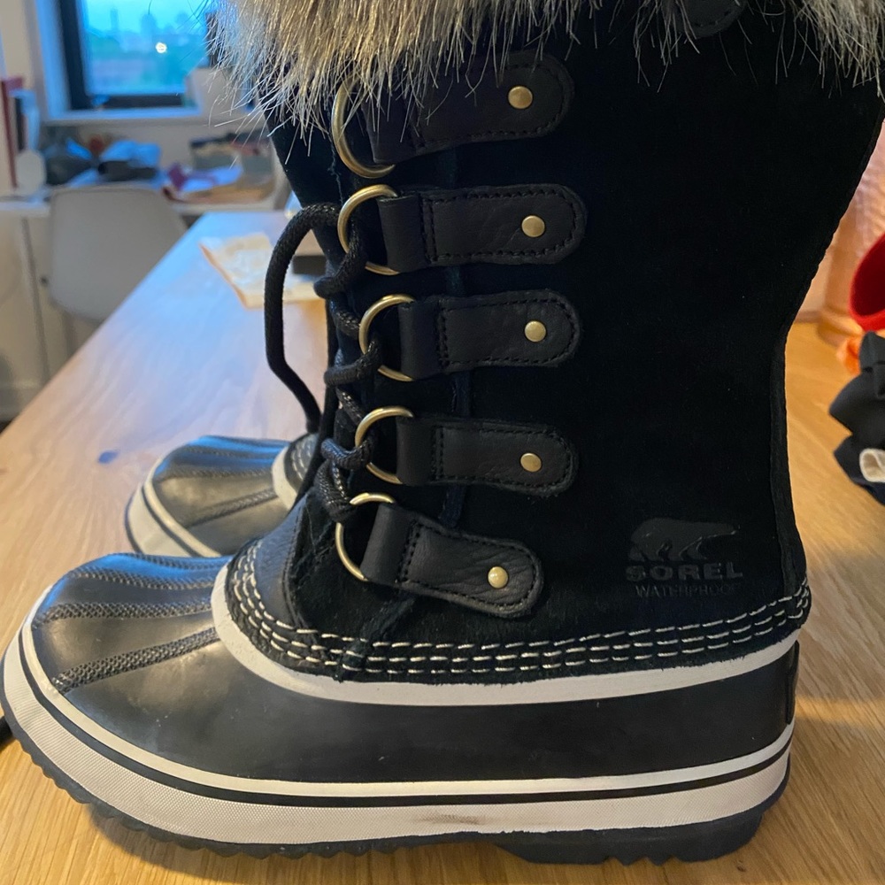 Sorel Joan of Arctic winter boots